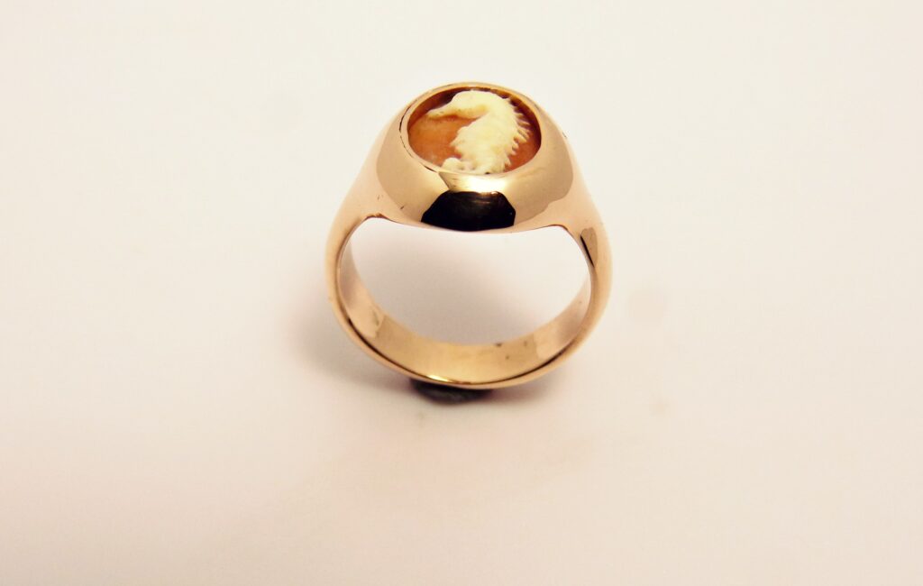 cameo signet ring