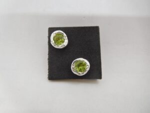 Fiona Hutchinson nugget studs