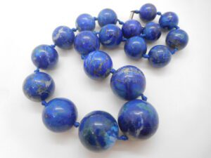 Giant lapis beads